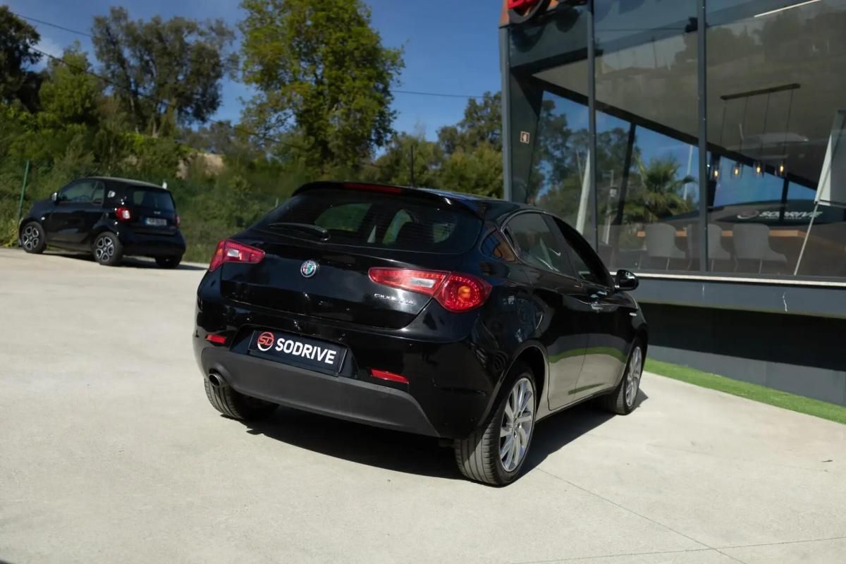 alfa-romeo-giulietta-2016-diesel-1598cc