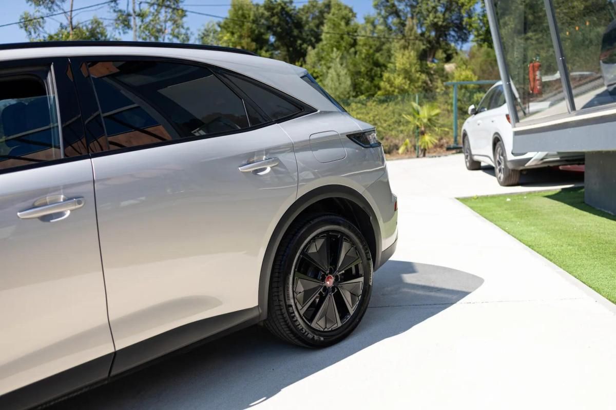 ds-ds-7-crossback-2024-hibrido-a-gasolina-1598cc