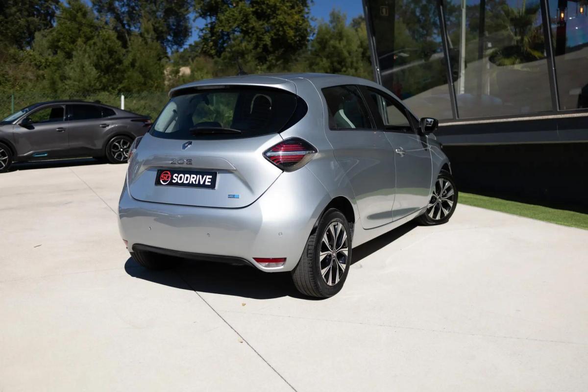 renault-zoe-2021-eletrico-0cc