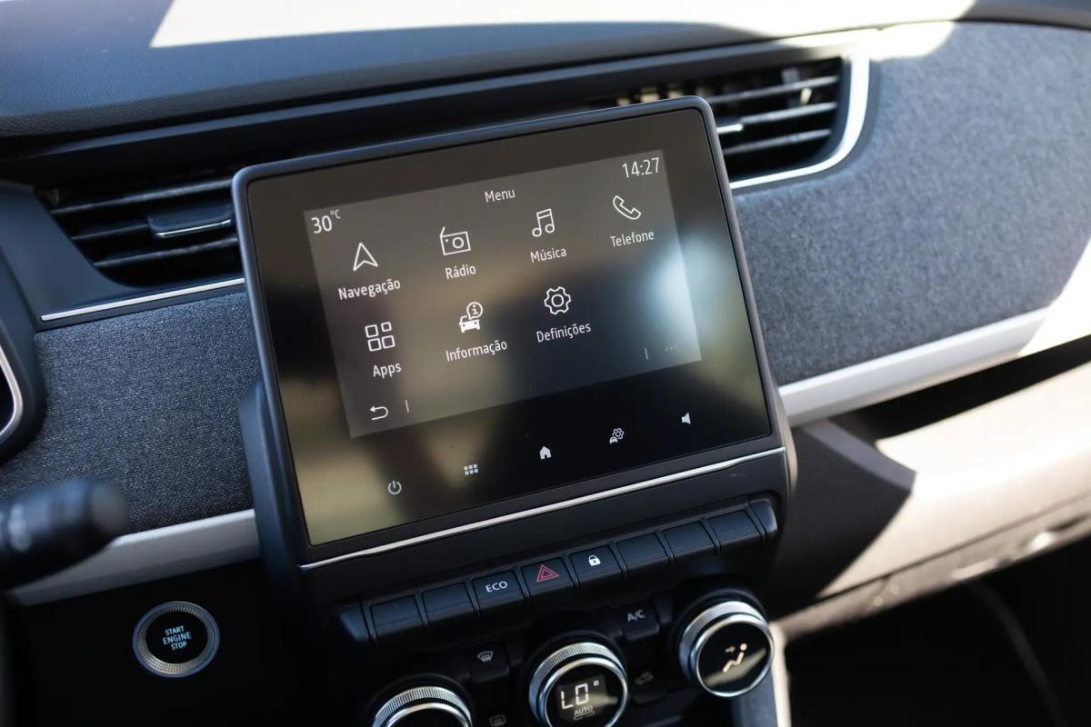renault-zoe-2021-eletrico-0cc