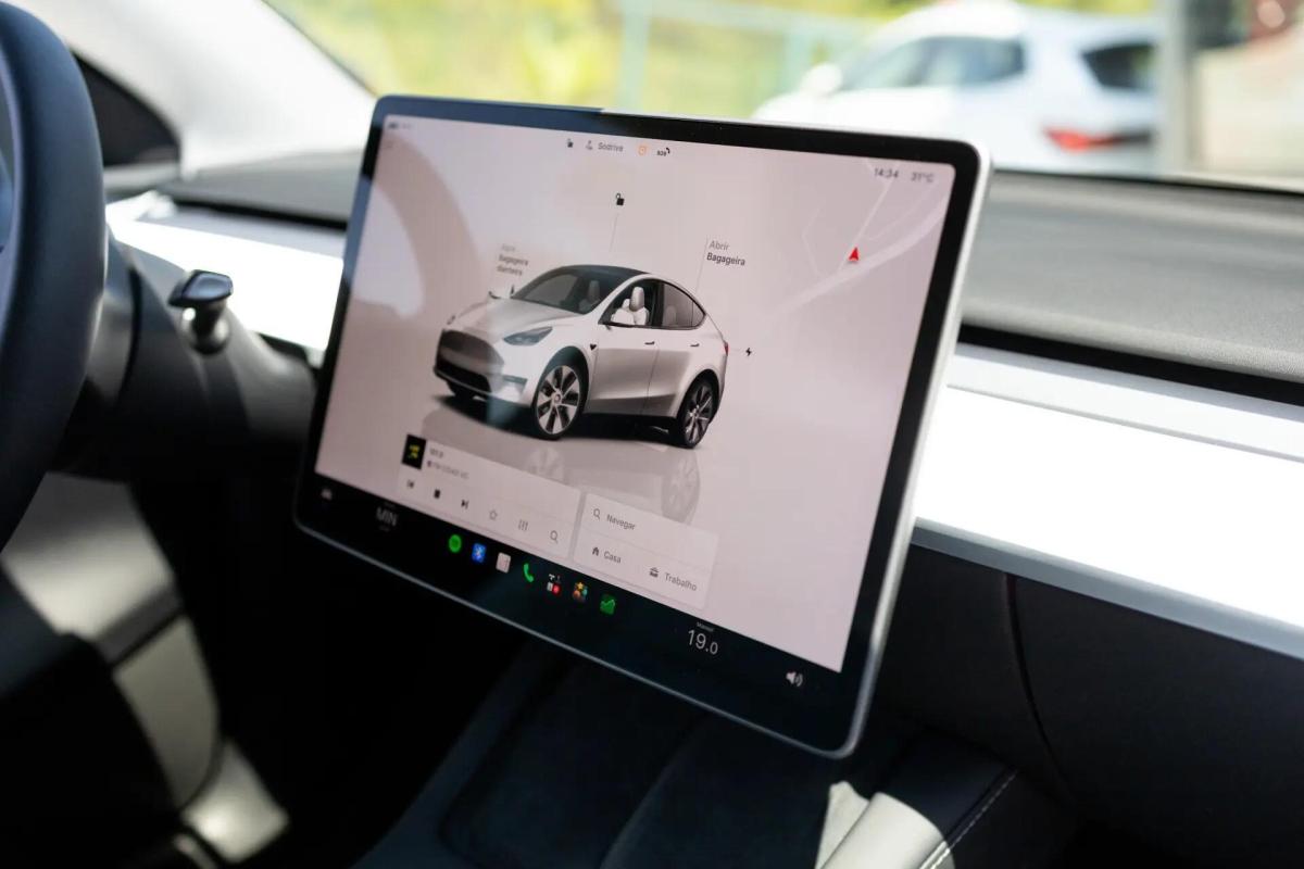 tesla-model-y-2023-eletrico-0cc