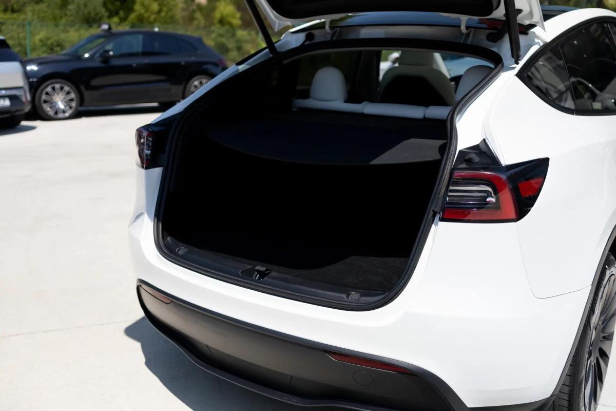 tesla-model-y-2023-eletrico-0cc