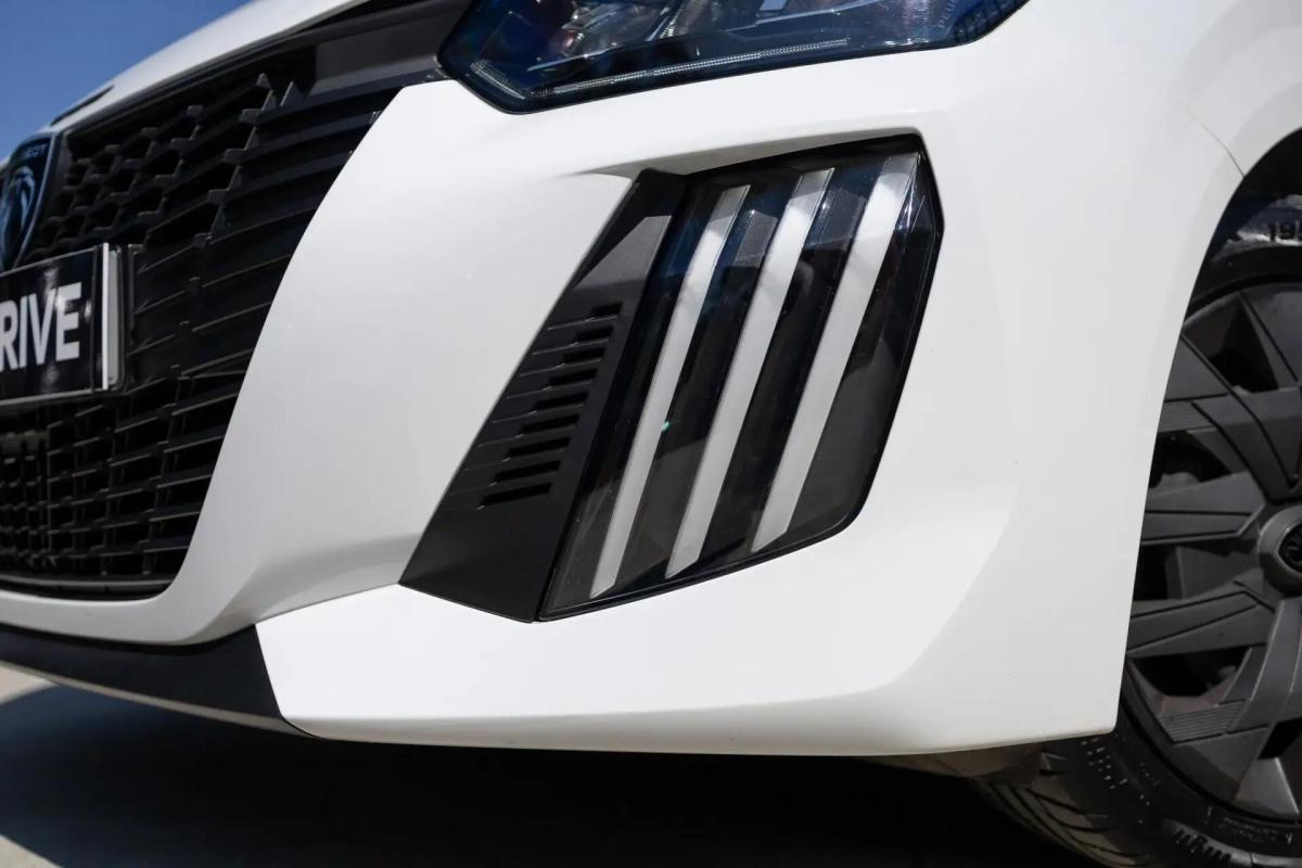 peugeot-208-2024-gasolina-1199cc