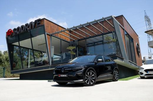 renault-megane-e-tech-2023-eletrico-0cc