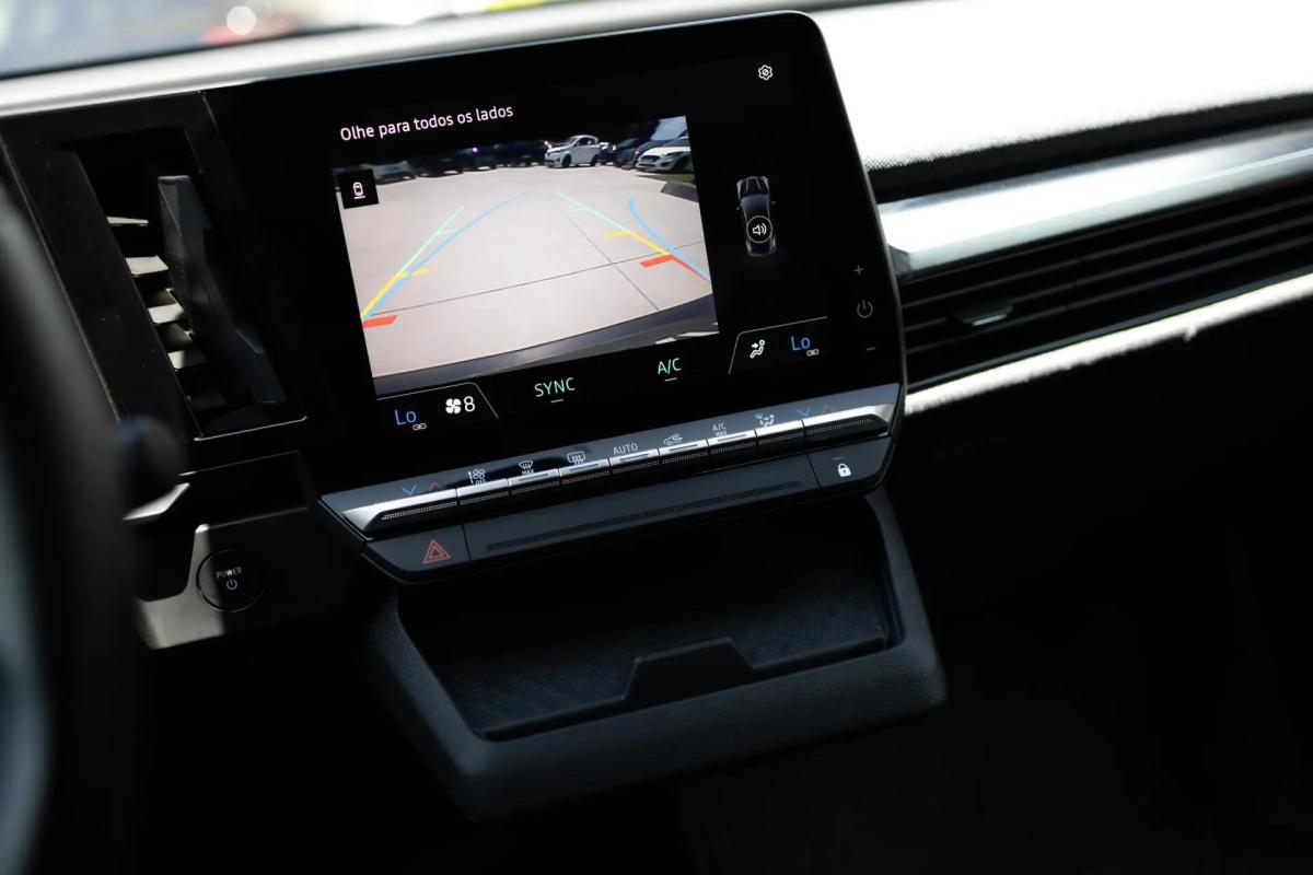 renault-megane-e-tech-2023-eletrico-0cc