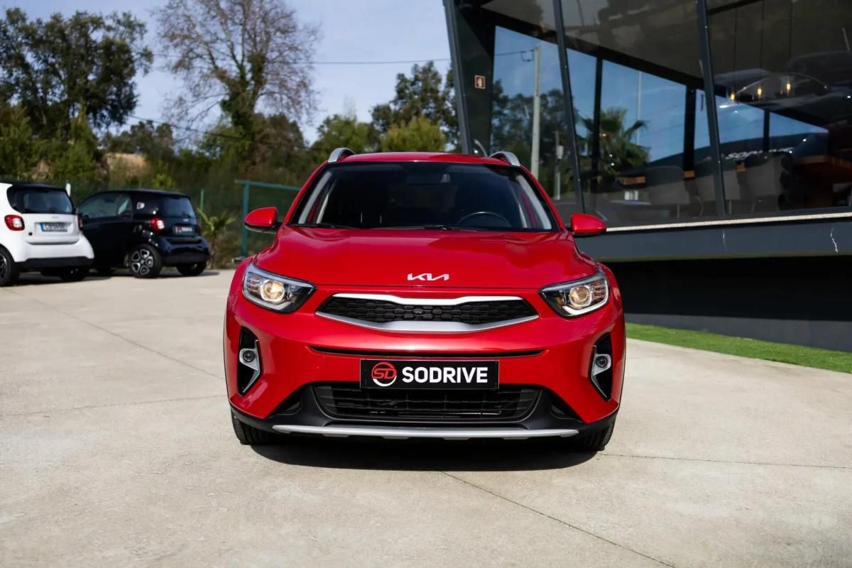 kia-stonic-2023-gasolina-1197cc