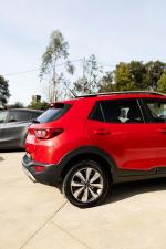 kia-stonic-2023-gasolina-1197cc