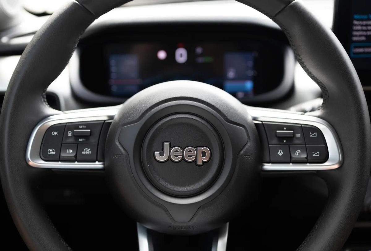 jeep-avenger-2024-eletrico-0cc