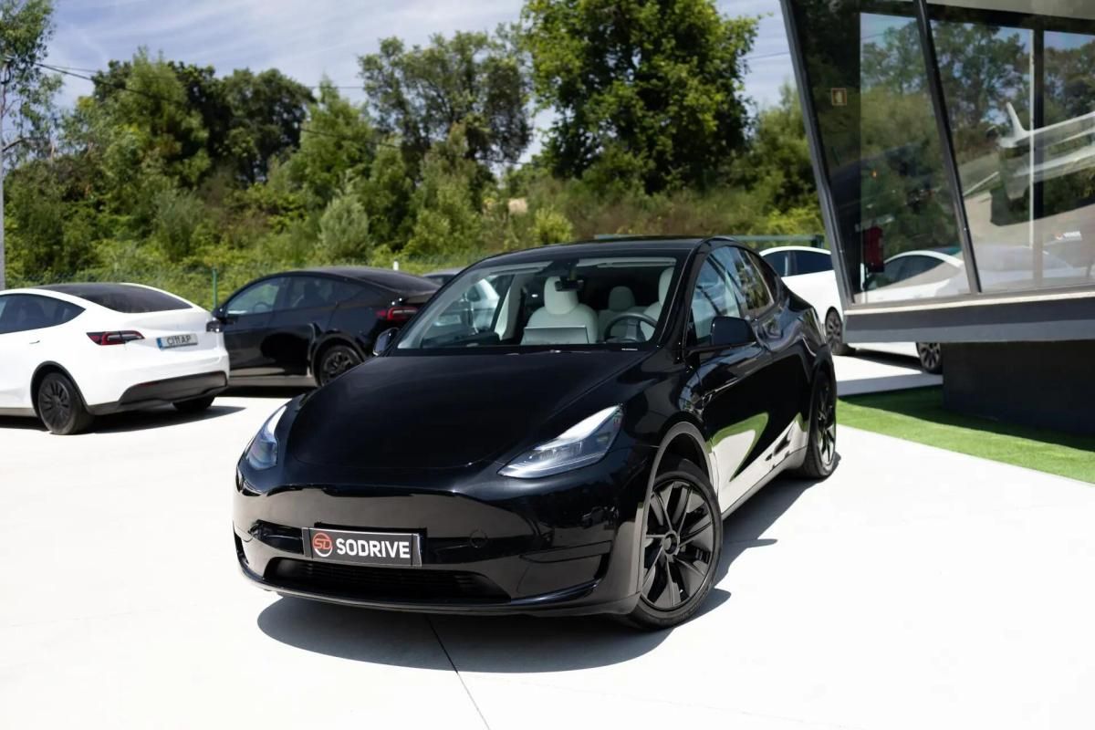 tesla-model-y-2023-eletrico-0cc