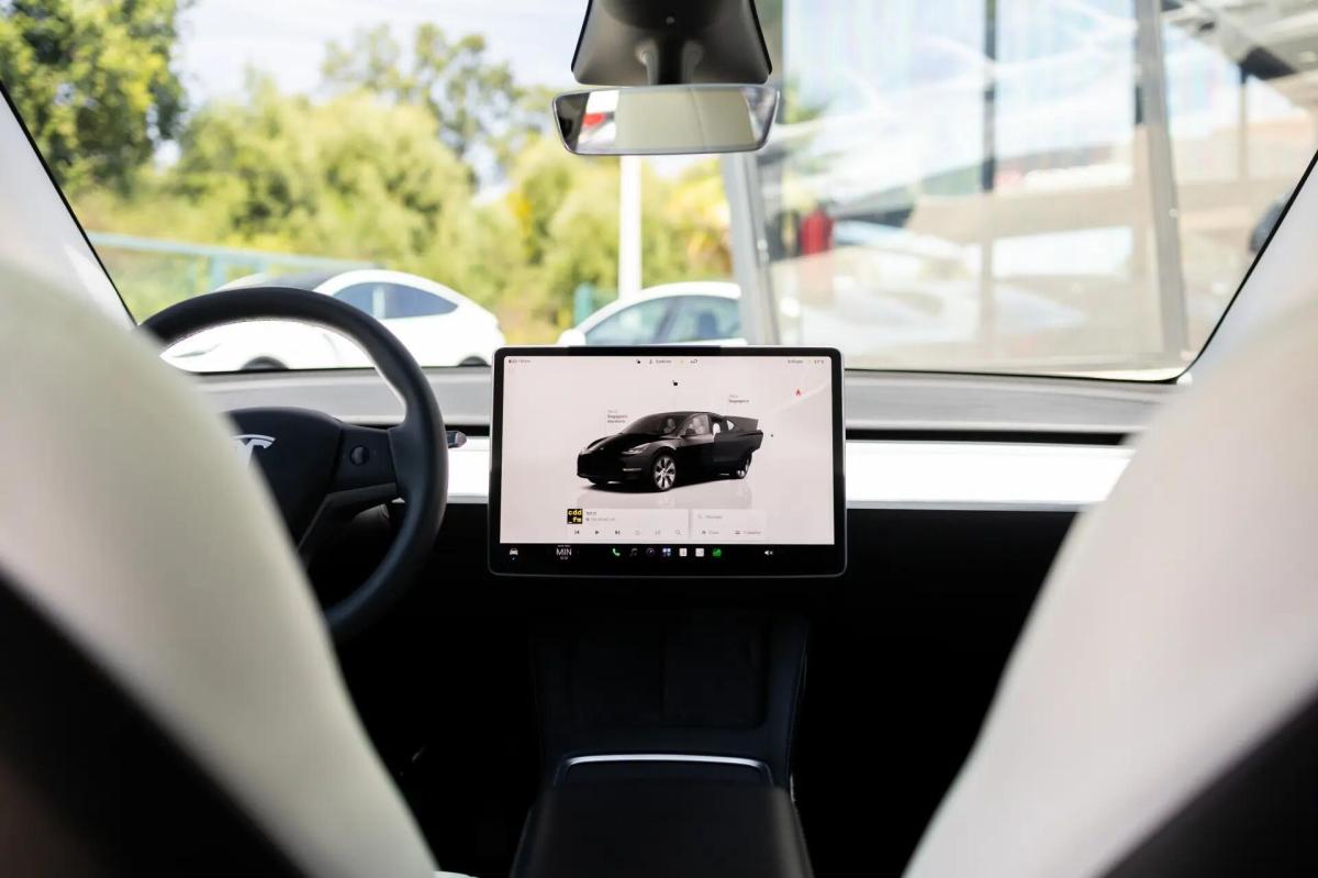 tesla-model-y-2023-eletrico-0cc