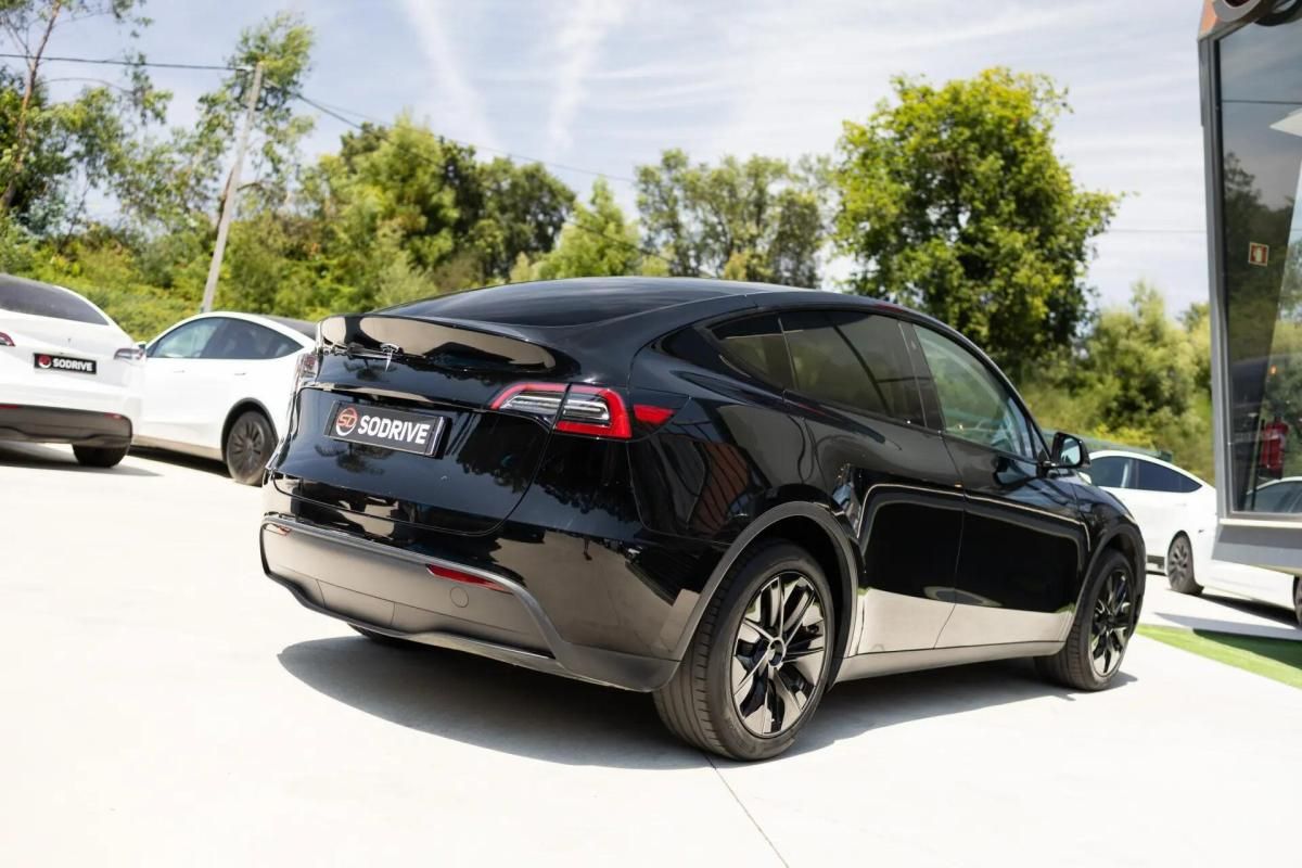 tesla-model-y-2023-eletrico-0cc