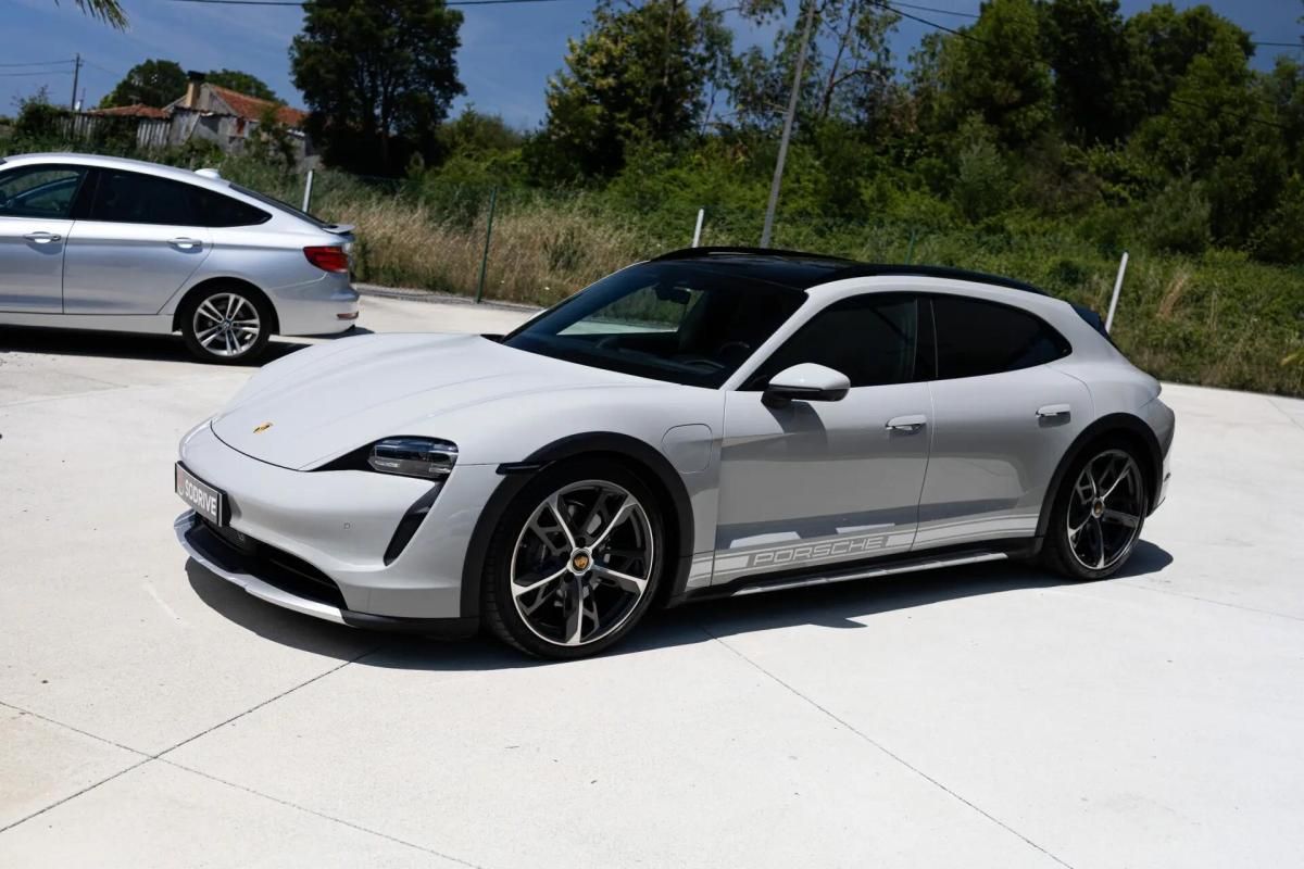 porsche-taycan-2022-eletrico-0cc