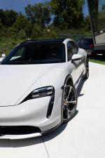 porsche-taycan-2022-eletrico-0cc