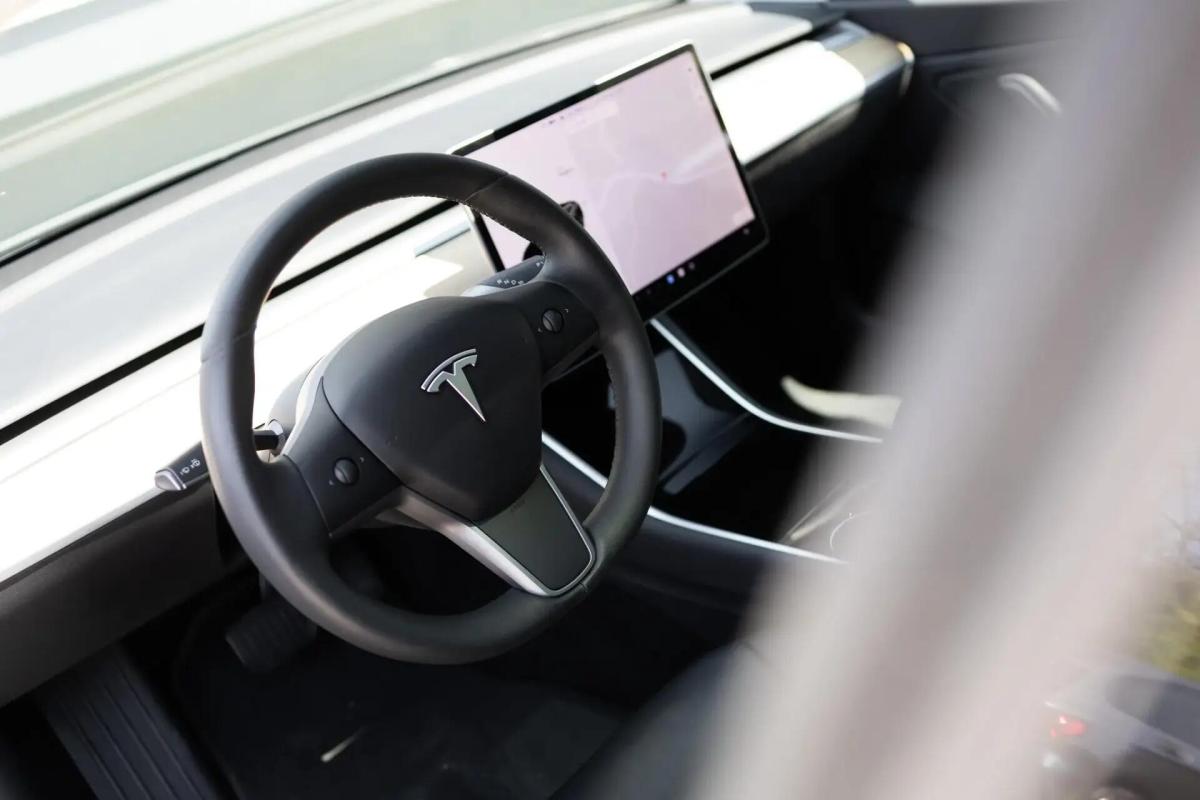 tesla-model-3-2020-eletrico-0cc