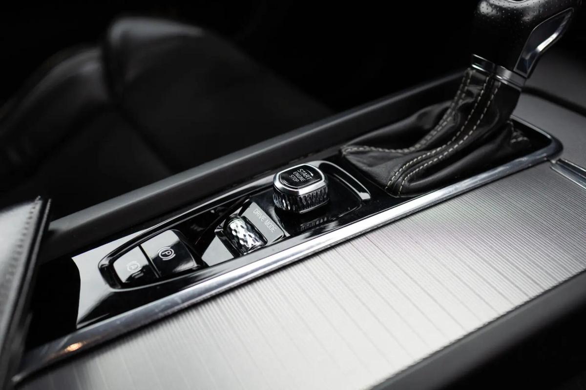 volvo-xc60-2019-diesel-1969cc