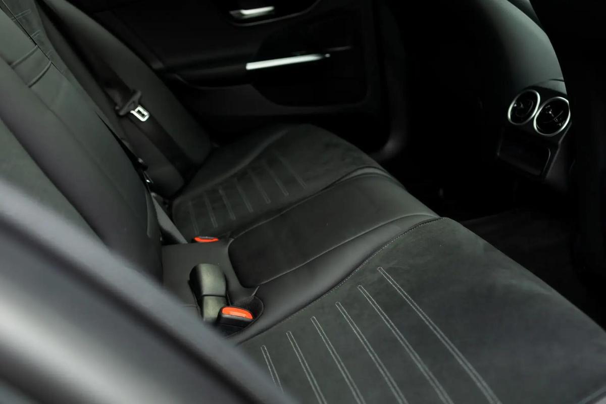 mercedes-benz-classe-c-2022-hibrido-a-gasolina-1991cc