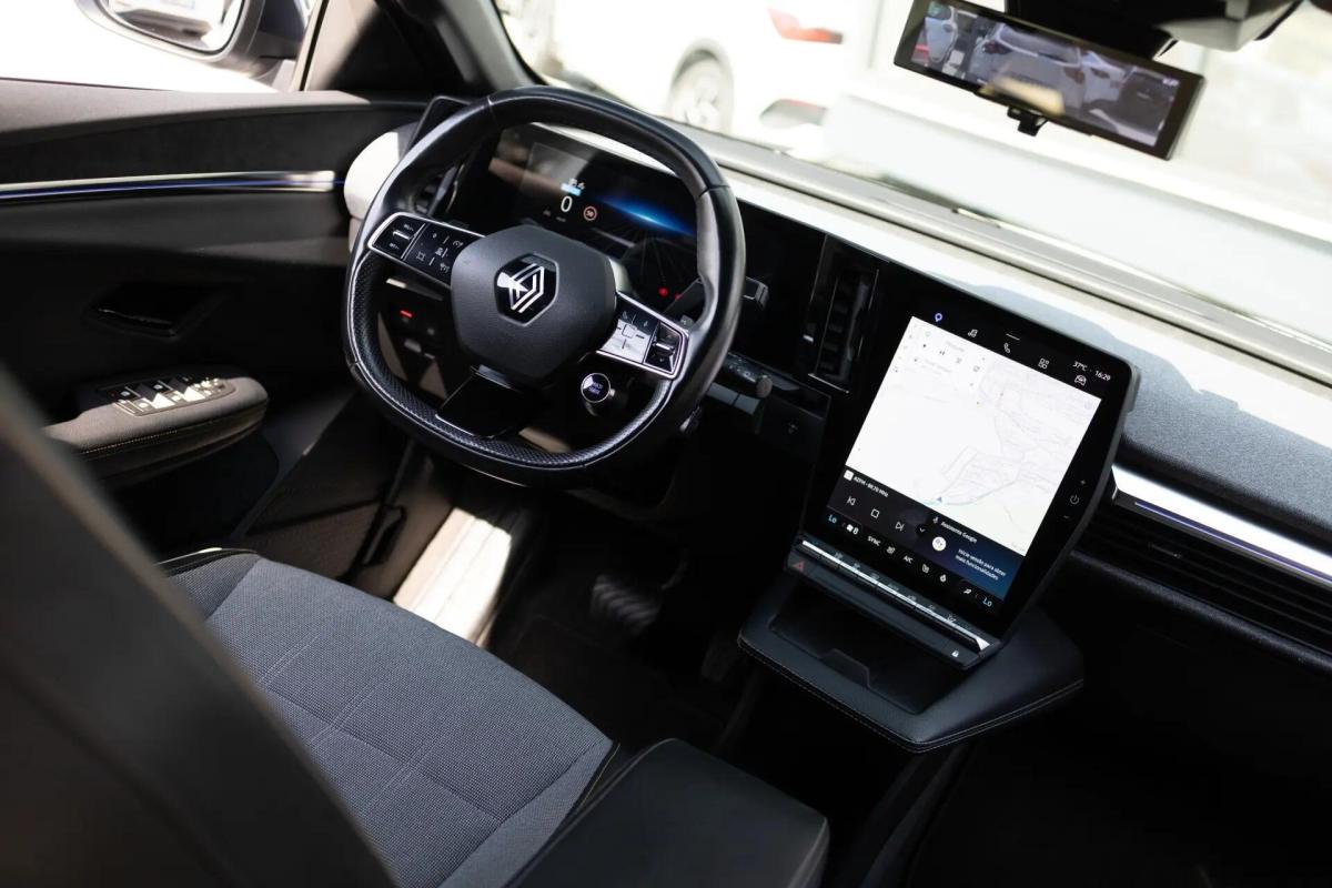 renault-megane-e-tech-2021-eletrico-0cc