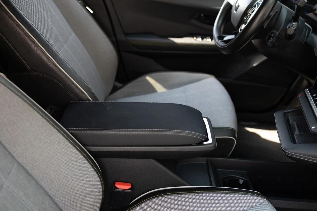 renault-megane-e-tech-2021-eletrico-0cc