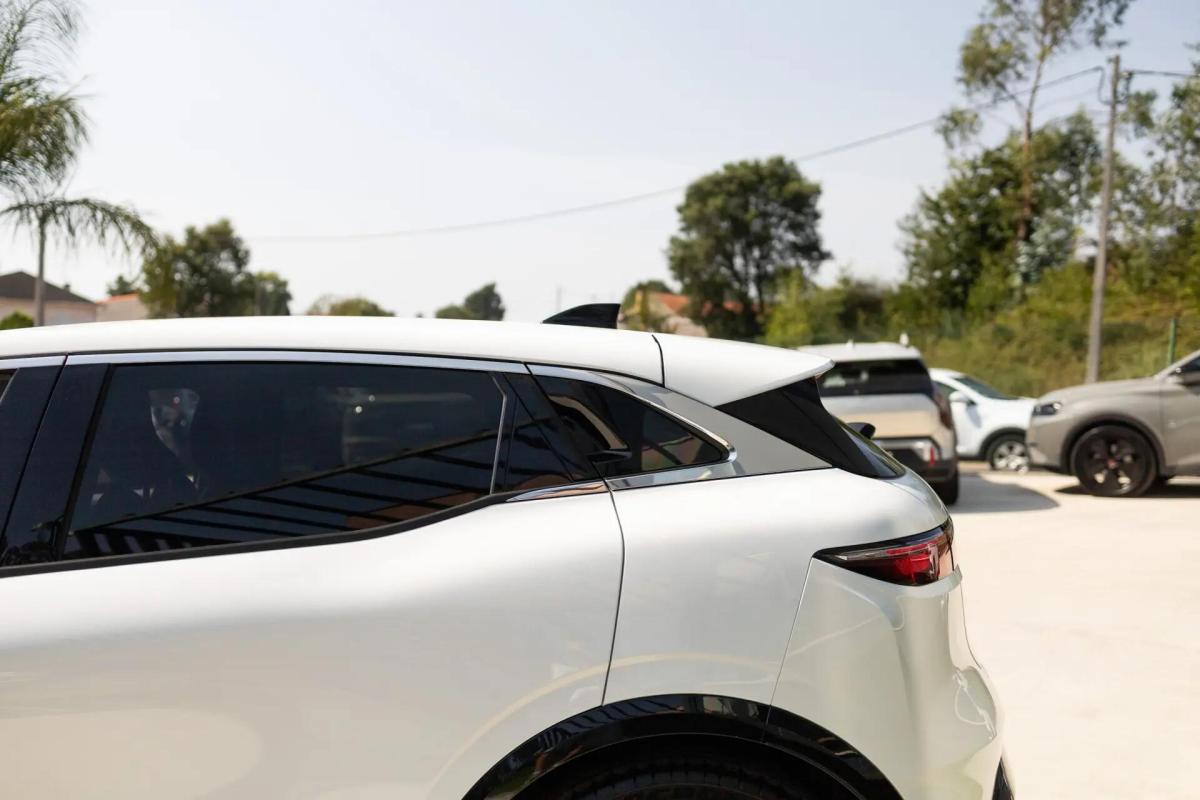renault-megane-e-tech-2021-eletrico-0cc