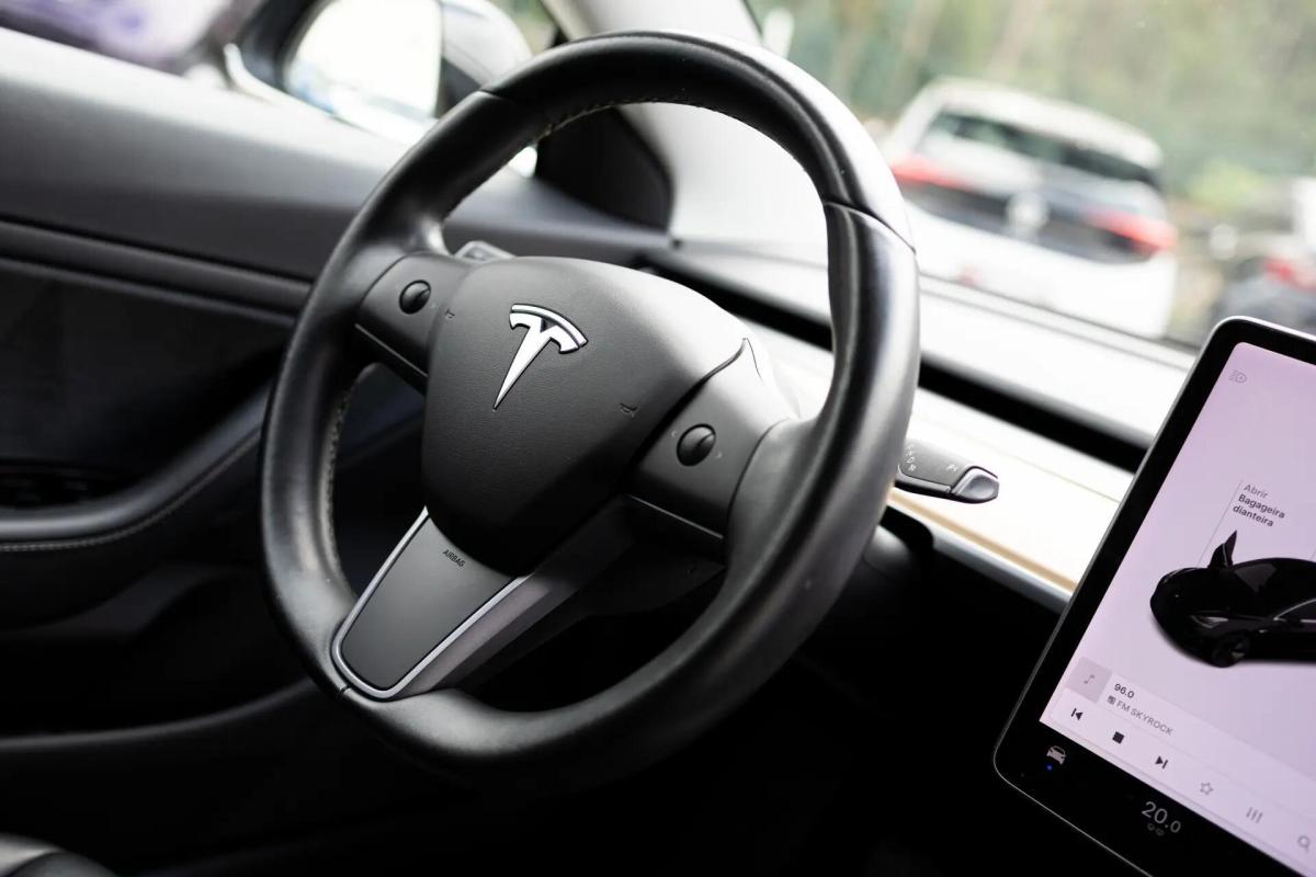 tesla-model-3-2019-eletrico-0cc