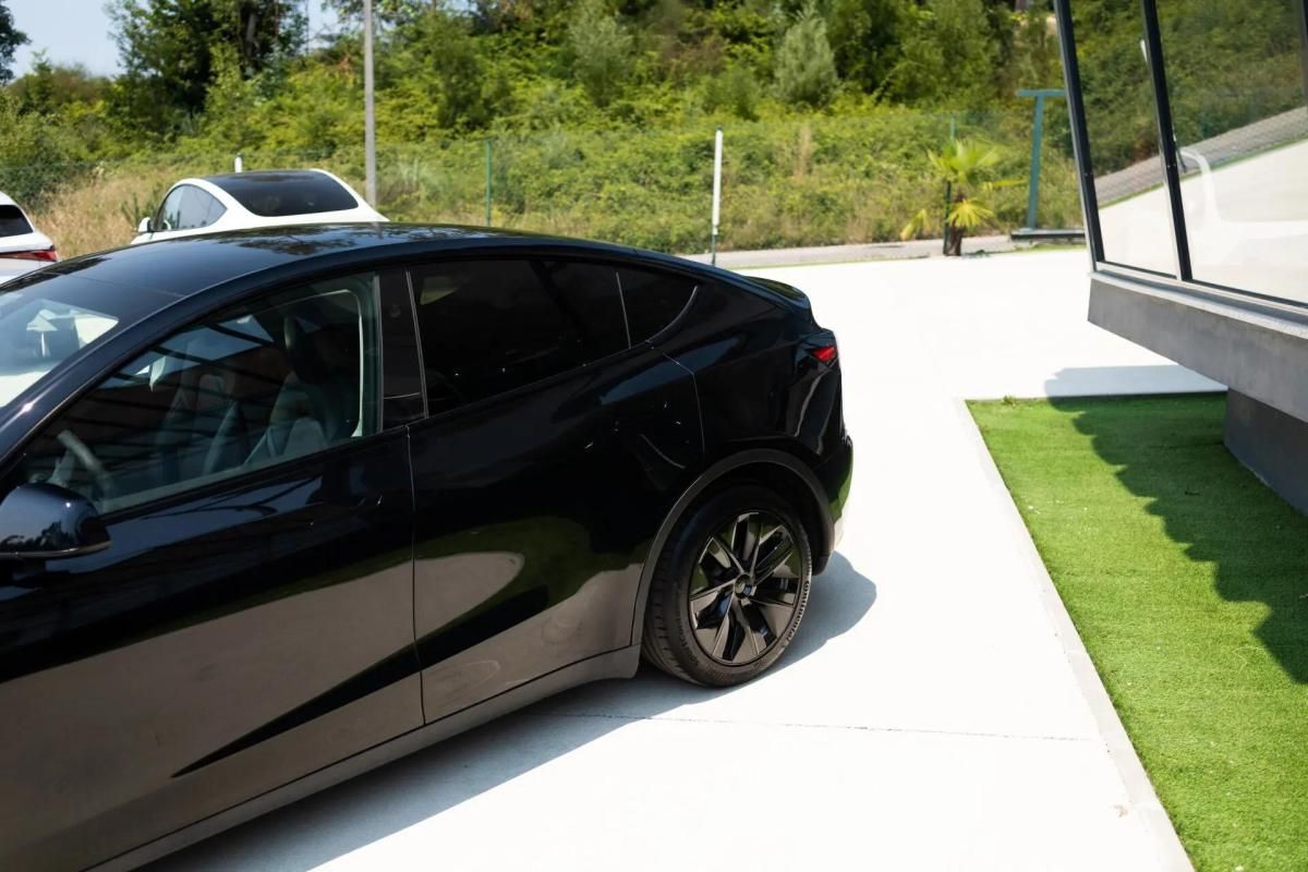 tesla-model-y-2024-eletrico-0cc
