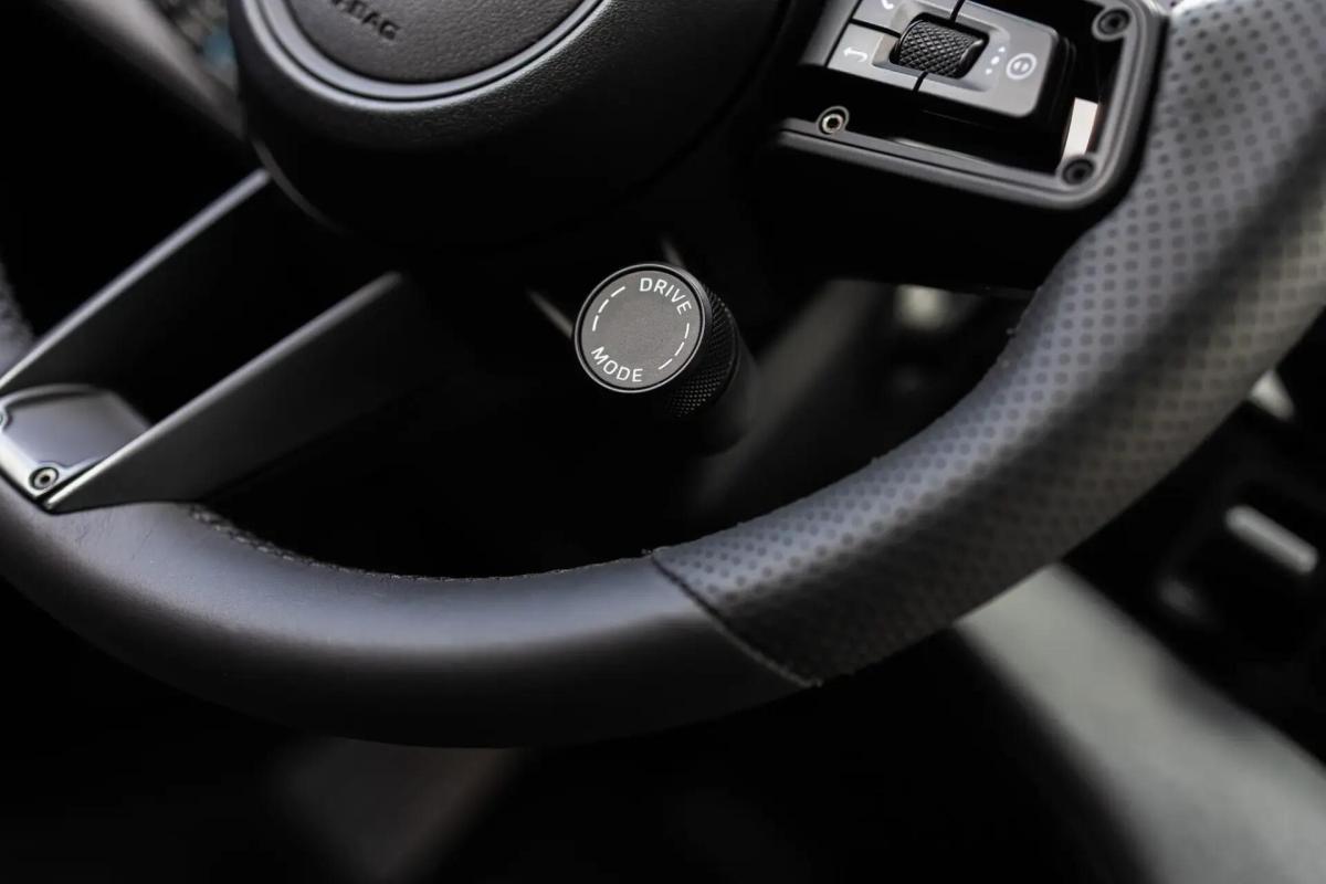 porsche-taycan-2020-eletrico-0cc