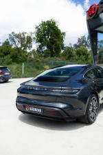 porsche-taycan-2020-eletrico-0cc