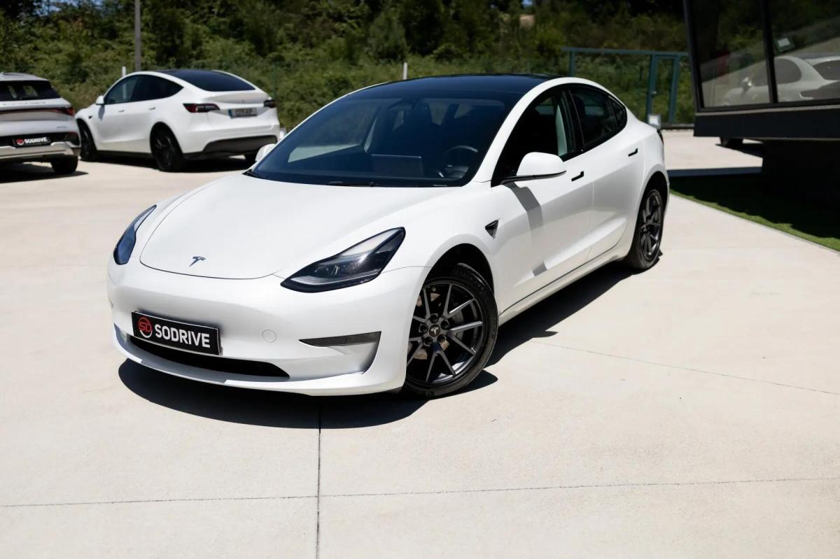 tesla-model-3-2023-eletrico-0cc