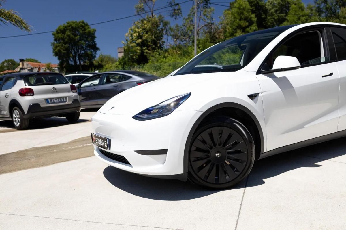 tesla-model-y-2022-eletrico-0cc