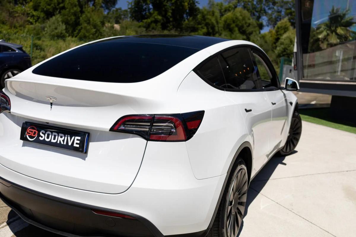 tesla-model-y-2022-eletrico-0cc
