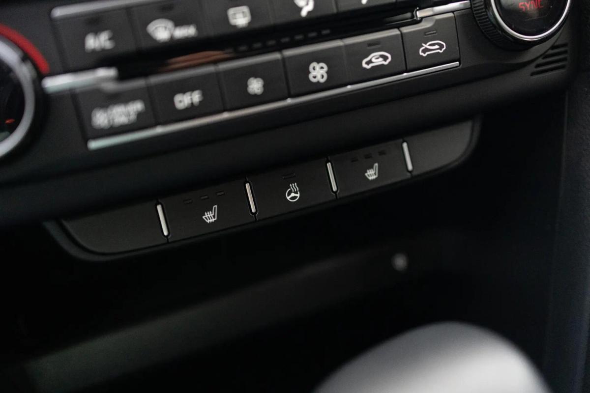 kia-xceed-2021-hibrido-a-gasolina-1580cc