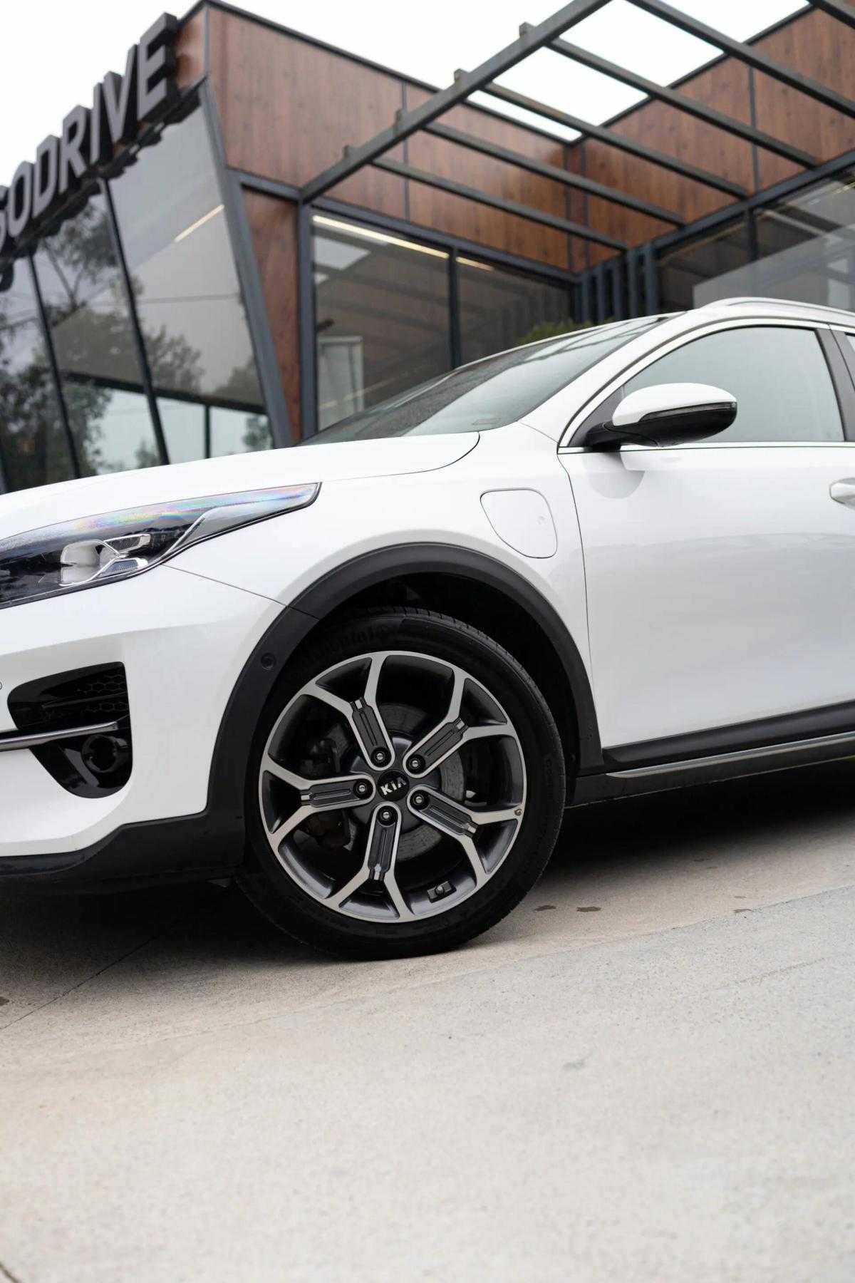 kia-xceed-2021-hibrido-a-gasolina-1580cc