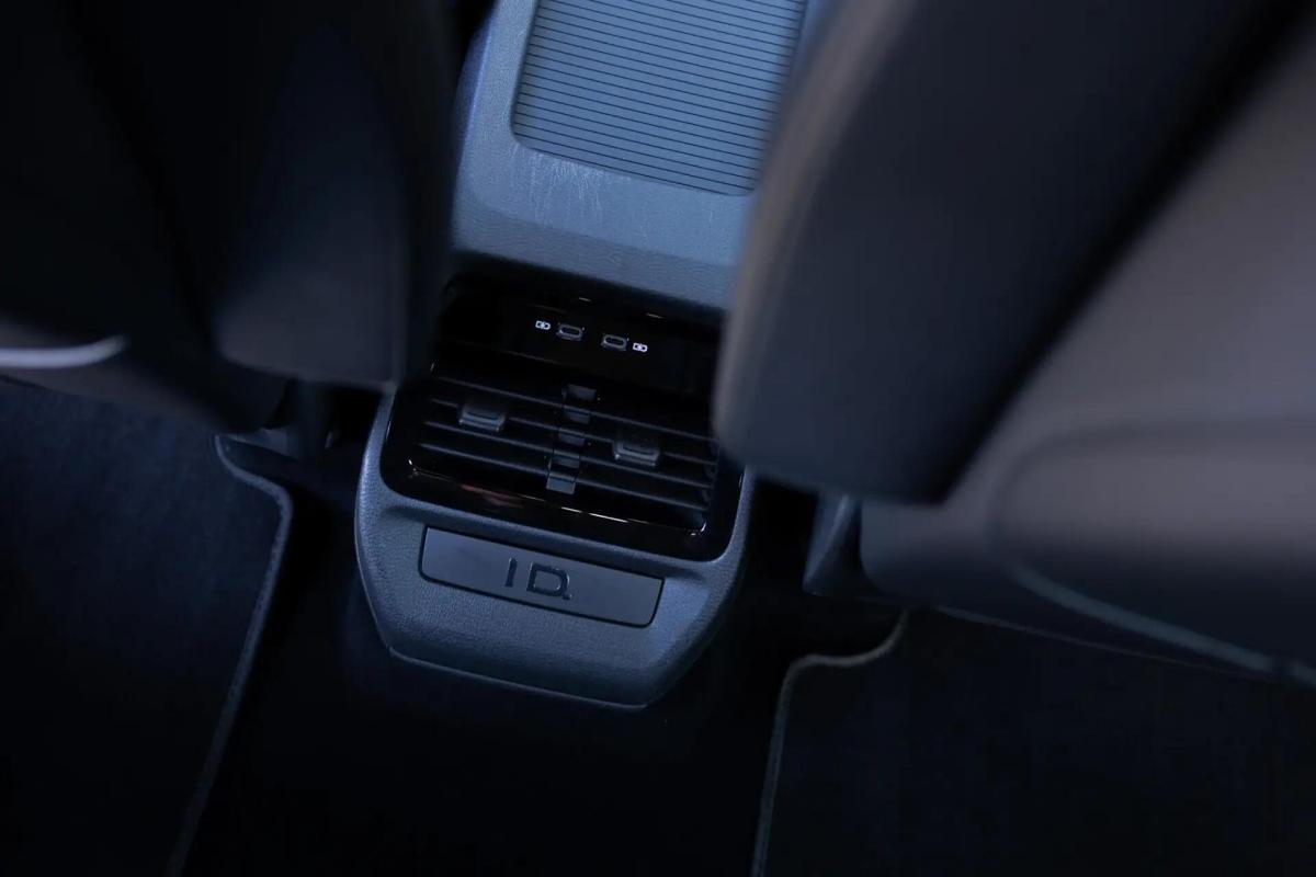 volkswagen-id-5-2023-eletrico-0cc