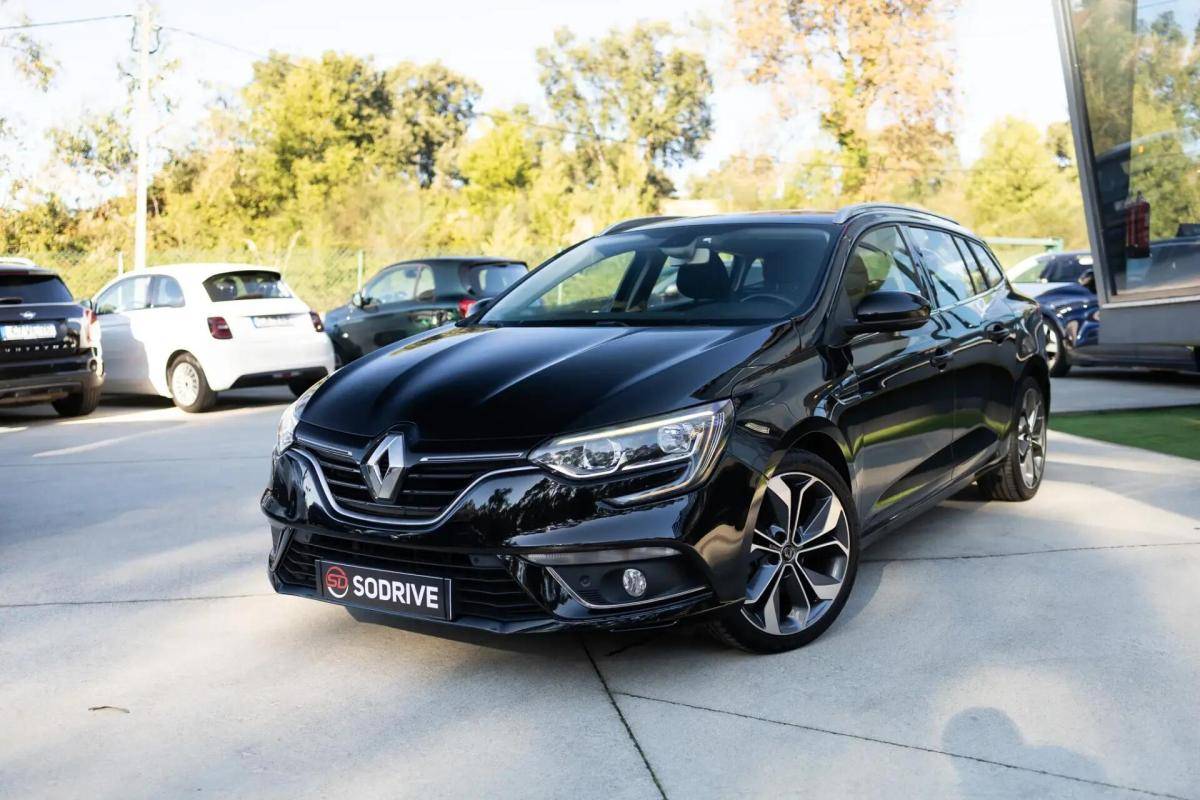 renault-megane-sport-tourer-2016-diesel-1461cc