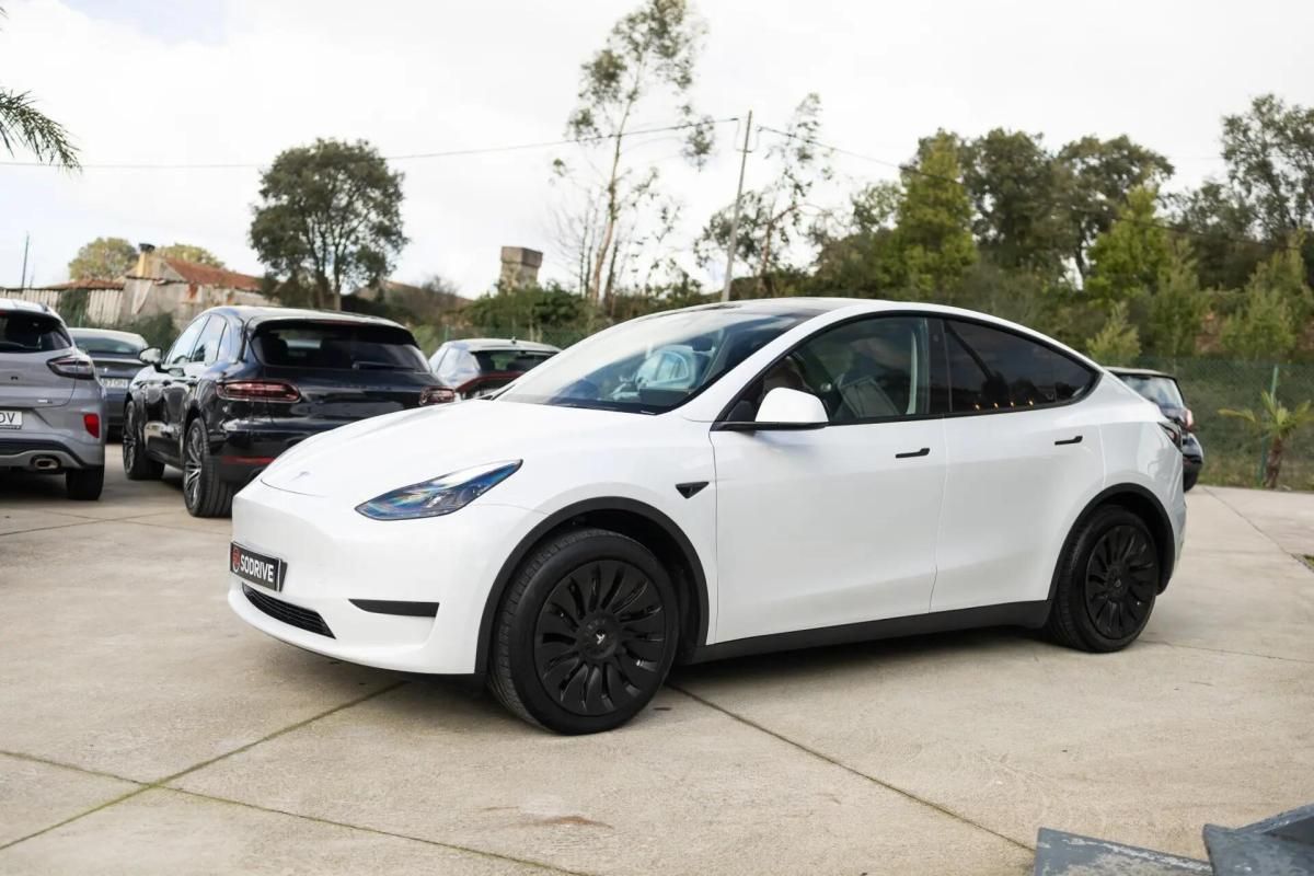 tesla-model-y-2022-eletrico-0cc