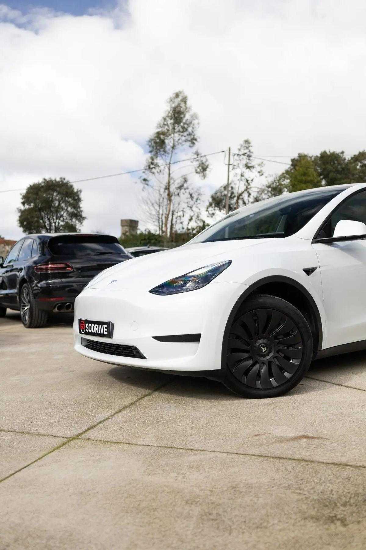tesla-model-y-2022-eletrico-0cc