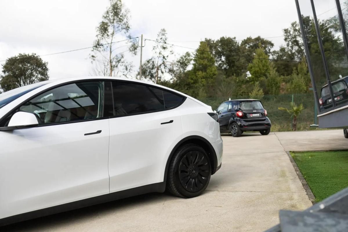 tesla-model-y-2022-eletrico-0cc
