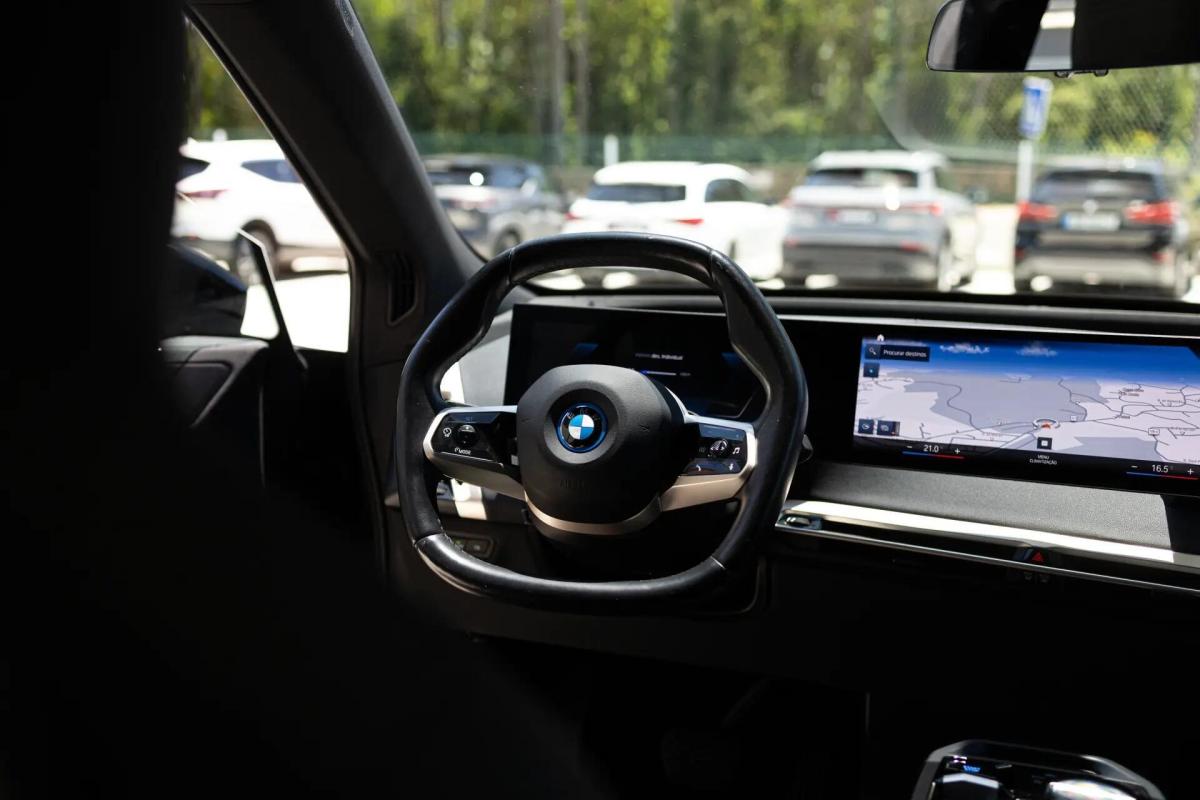 bmw-ix-xdrive40-2022-eletrico-0cc