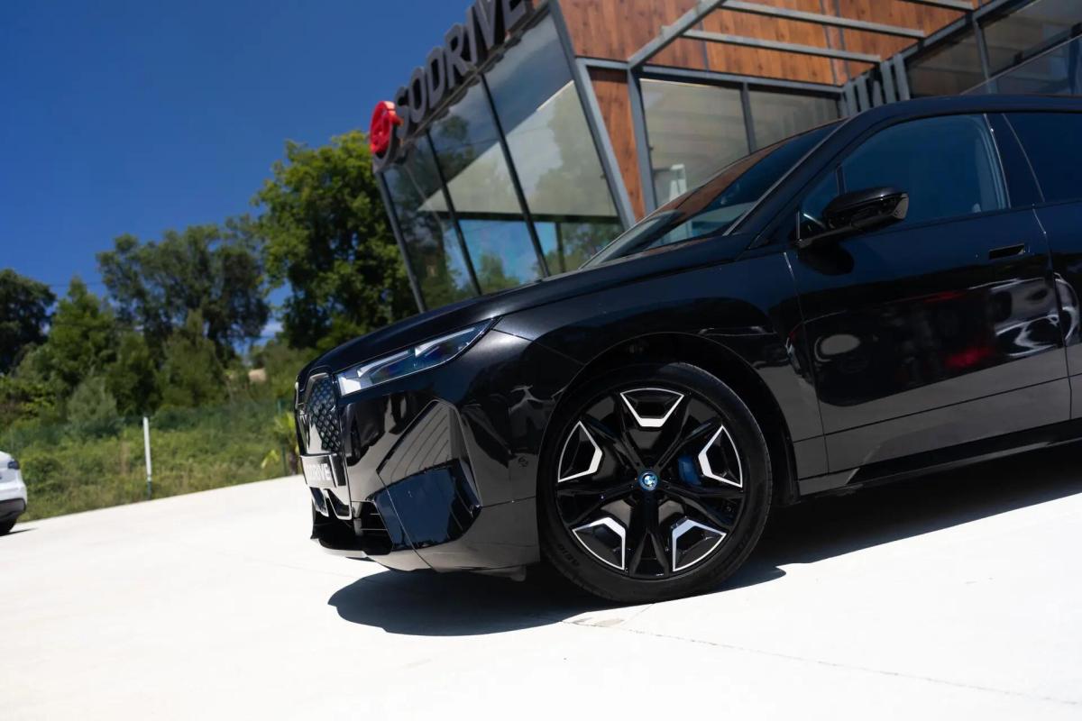 bmw-ix-xdrive40-2022-eletrico-0cc