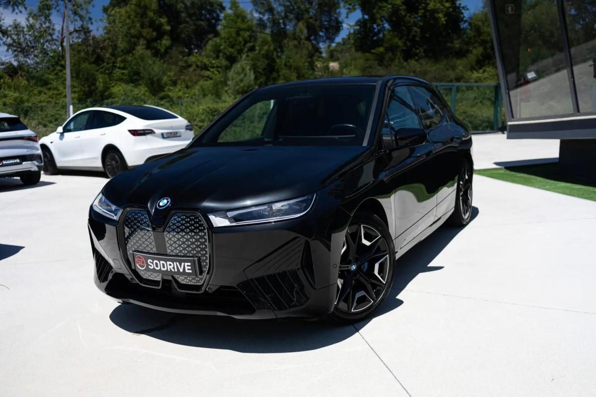 bmw-ix-xdrive40-2022-eletrico-0cc