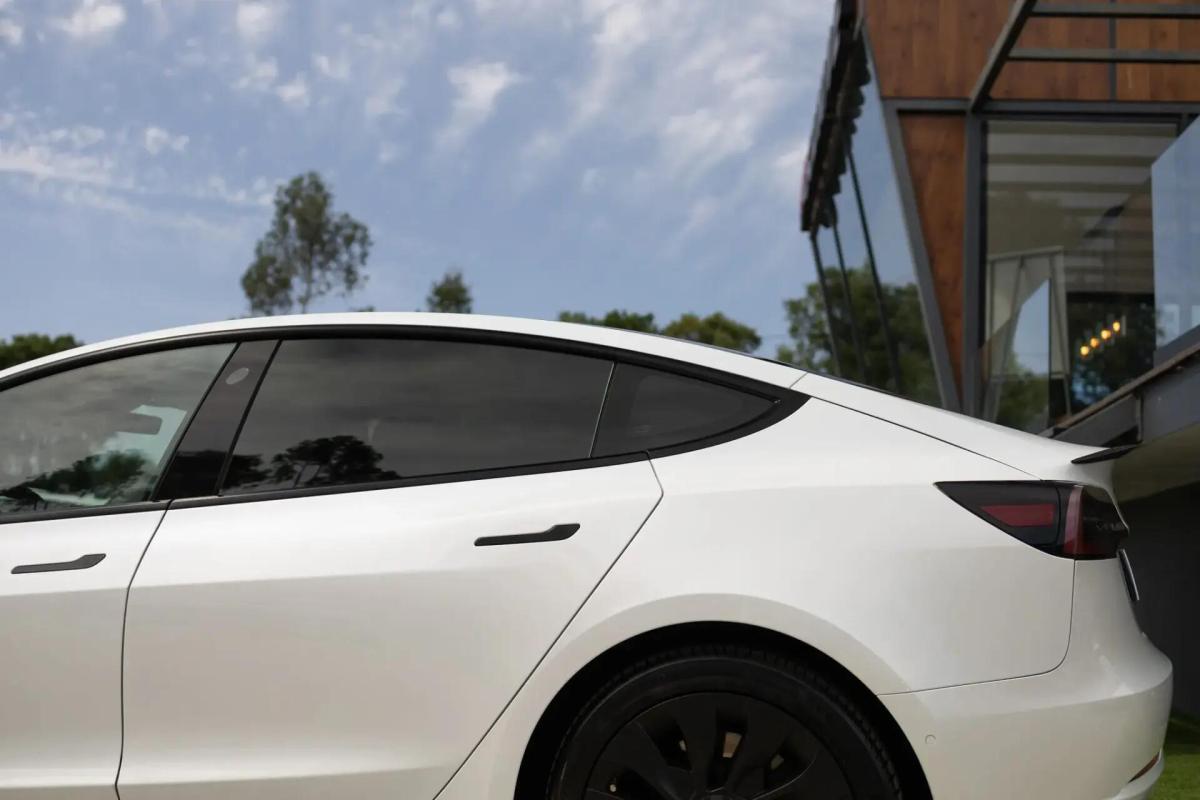 tesla-model-3-2021-eletrico-0cc