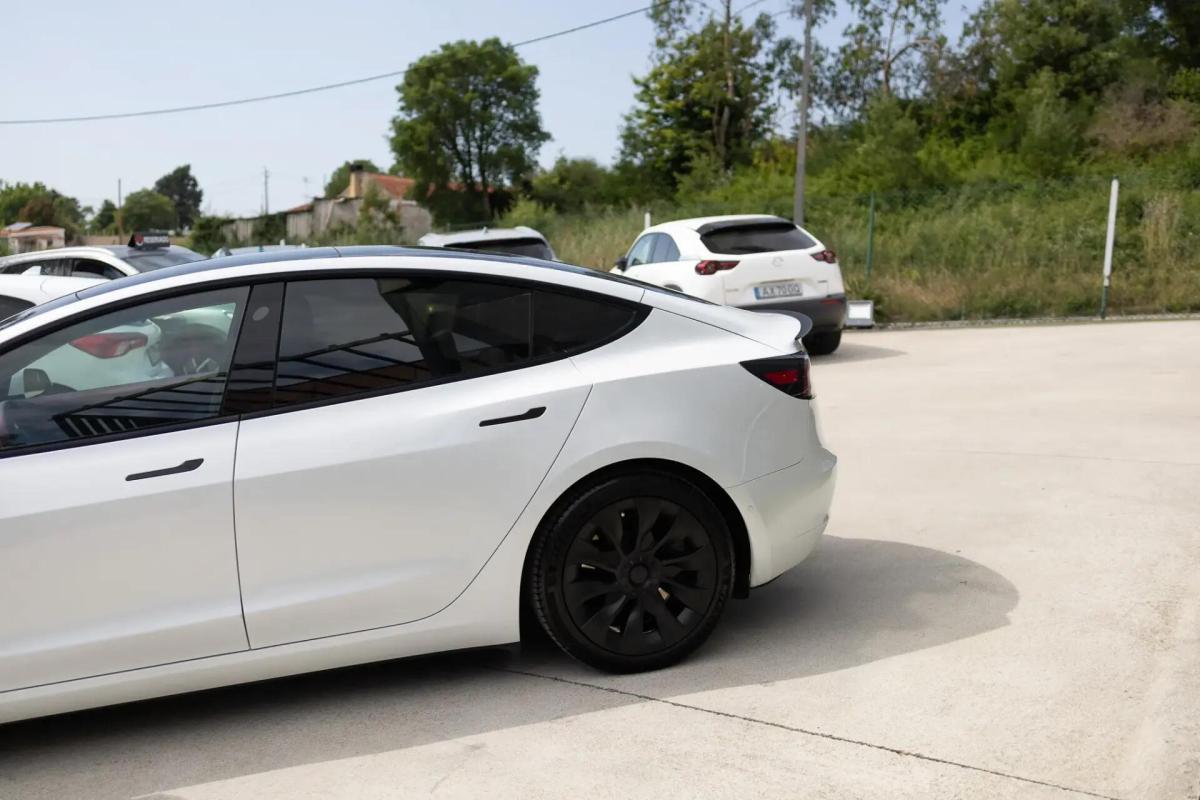 tesla-model-3-2021-eletrico-0cc