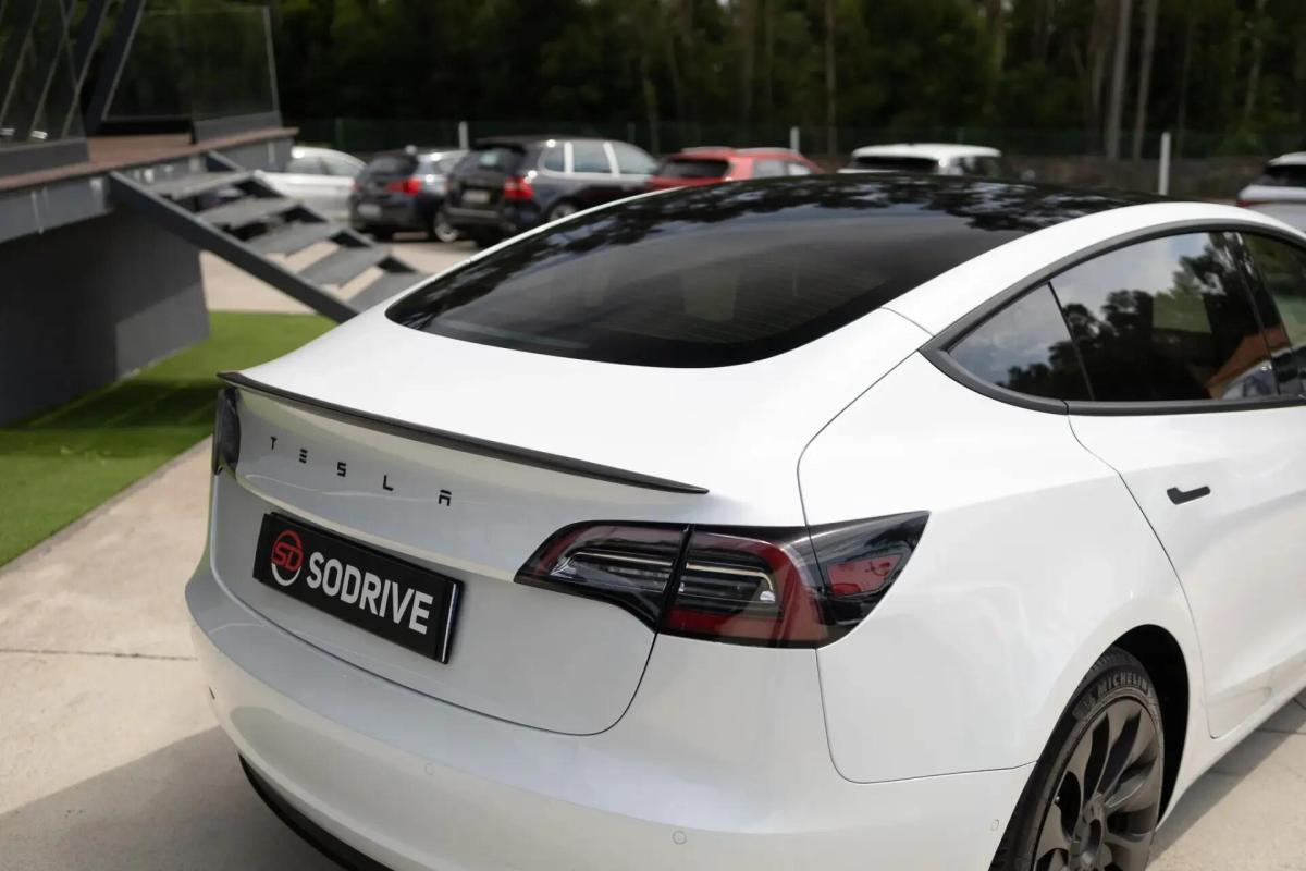 tesla-model-3-2021-eletrico-0cc
