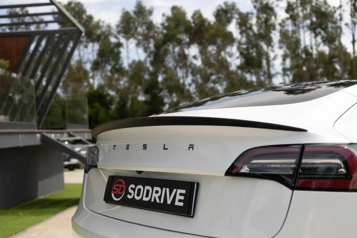 tesla-model-3-2021-eletrico-0cc