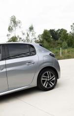 peugeot-208-2023-gasolina-1199cc