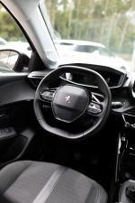 peugeot-208-2023-gasolina-1199cc