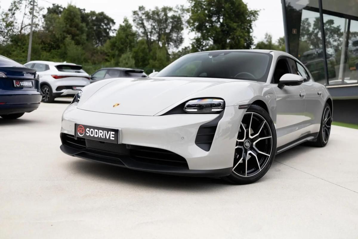 porsche-taycan-2023-eletrico-0cc