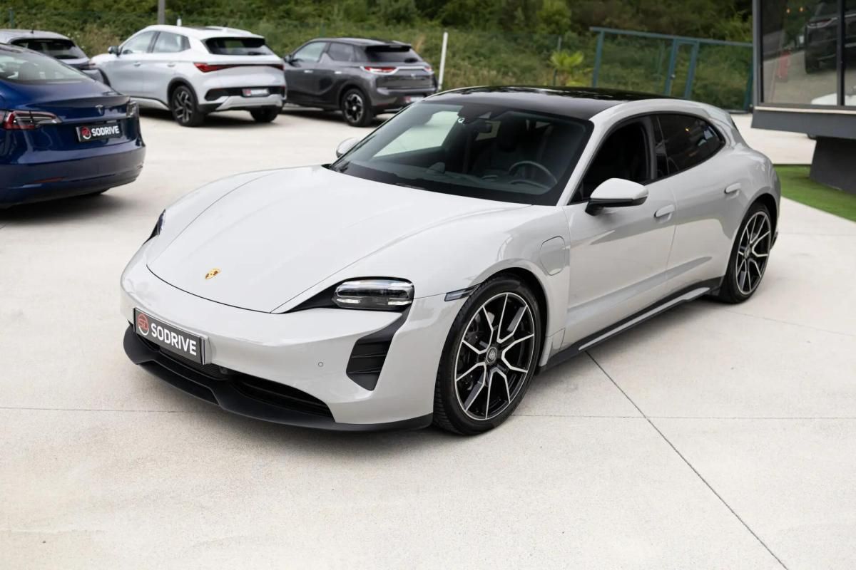 porsche-taycan-2023-eletrico-0cc