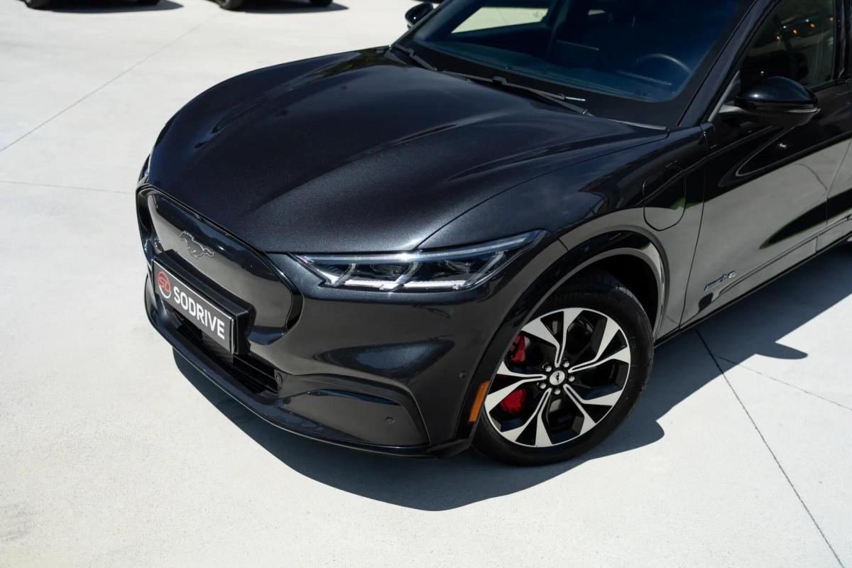 ford-mustang-mach-e-2021-eletrico-0cc