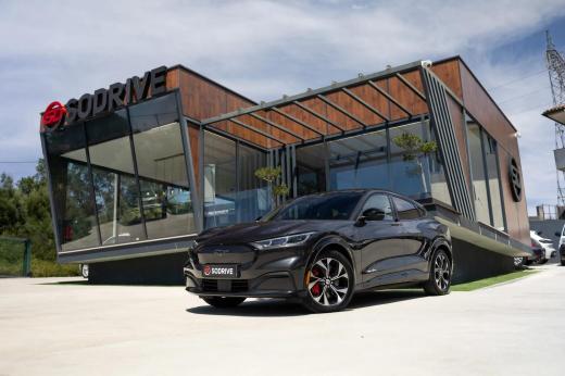 ford-mustang-mach-e-2021-eletrico-0cc